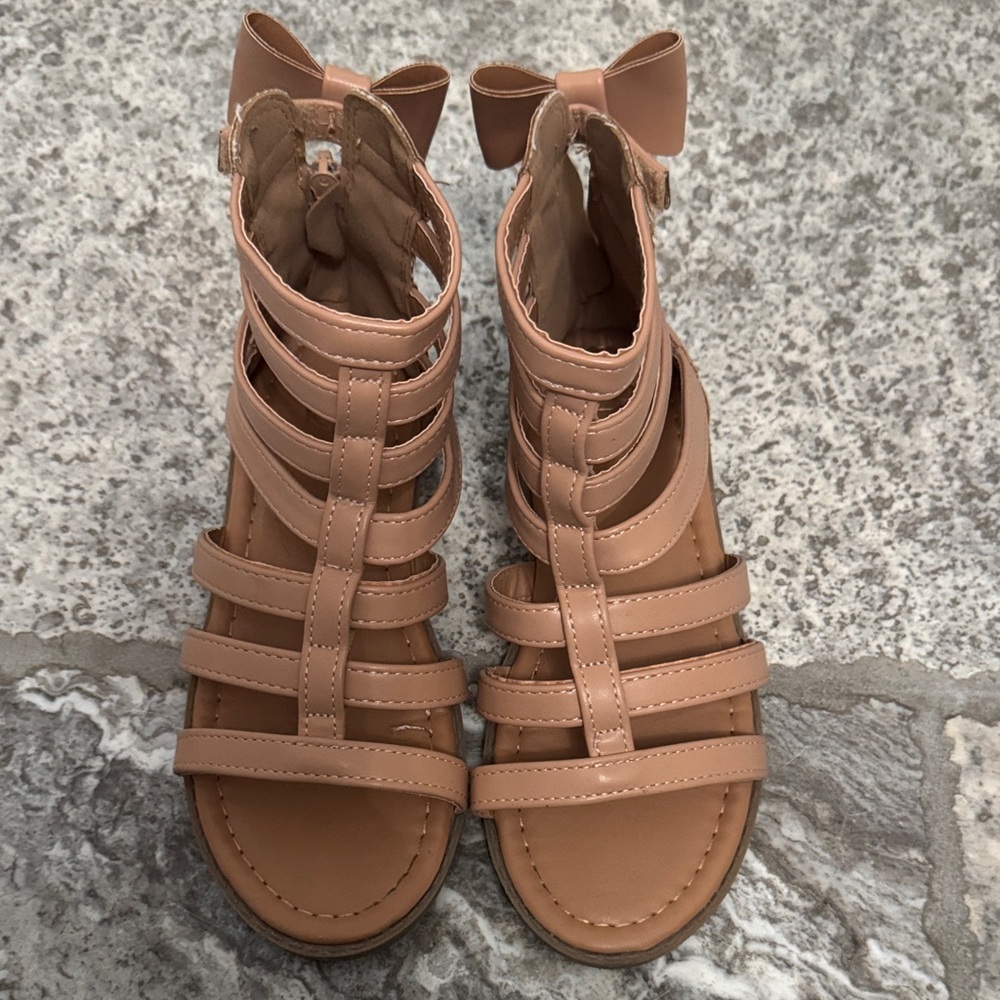 Yoki Girls' Strappy Bow Gladiator Sandals - Light Brown